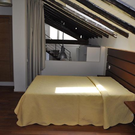Casa Di Mario Appartamento In Centro Storico Con Due Camere Da Letto E Terrazze Cagliari Exterior foto