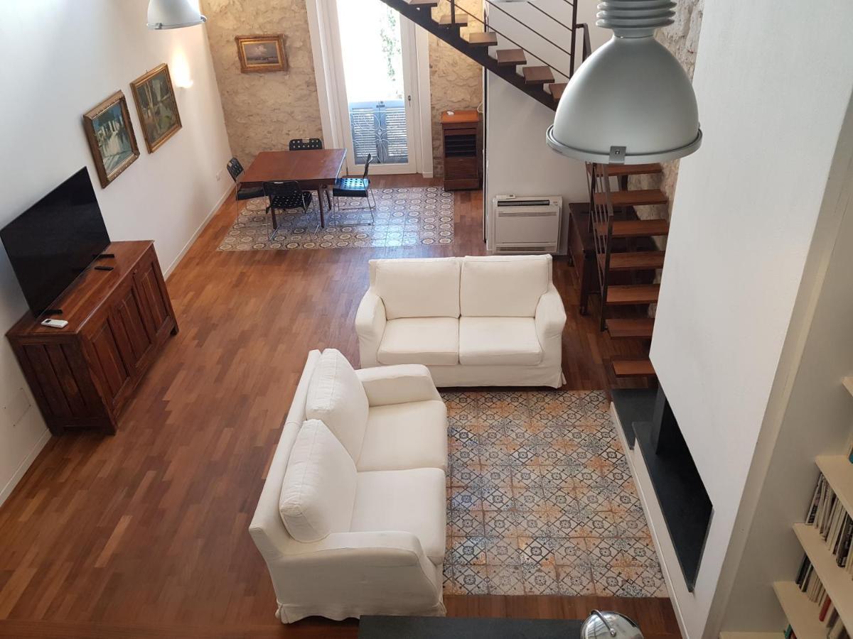 Casa Di Mario Appartamento In Centro Storico Con Due Camere Da Letto E Terrazze Cagliari Exterior foto