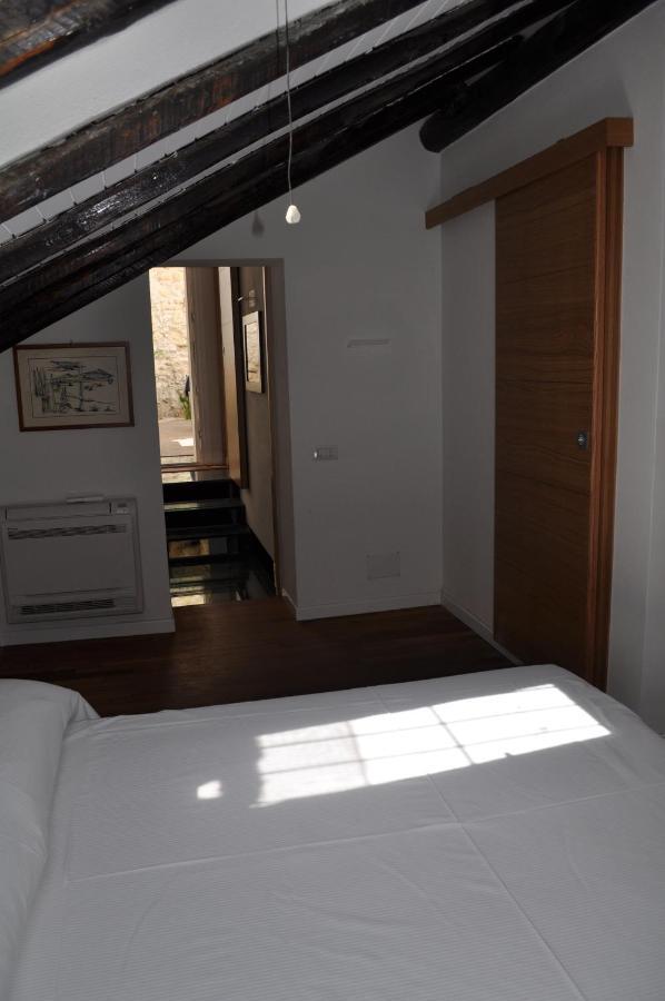 Casa Di Mario Appartamento In Centro Storico Con Due Camere Da Letto E Terrazze Cagliari Exterior foto